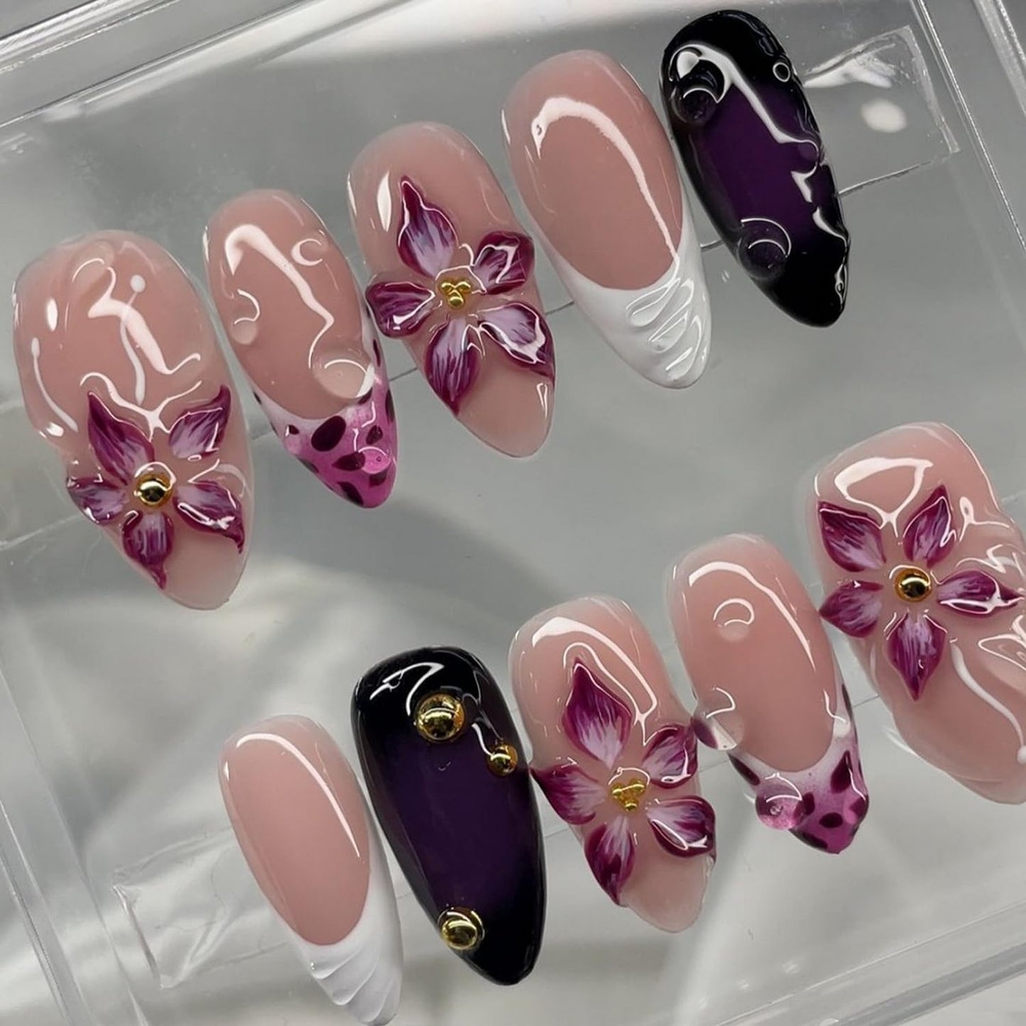 Short Almond Press on Nails Fall Fake Nails Sparkly False Nail with Gold Leaf Designs Autumn Wine Red Glossy Full Cover Acrylic Stick on Nail for Women Nail Art Decor 24 Pcs