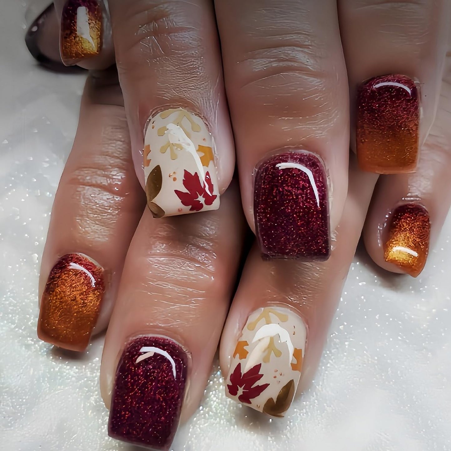 Short Almond Press on Nails Fall Fake Nails Sparkly False Nail with Gold Leaf Designs Autumn Wine Red Glossy Full Cover Acrylic Stick on Nail for Women Nail Art Decor 24 Pcs